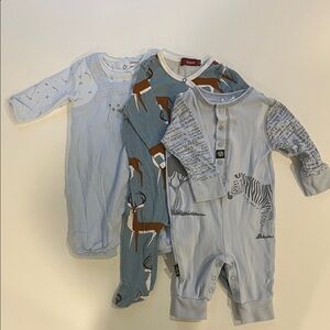 3 Long Sleeve 0-3 Month Onesies Absorba/Milkbarn/Its My Planet 2